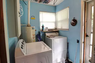433 Chicago Ave, Lower Burrell, PA 15068 - Photo 8