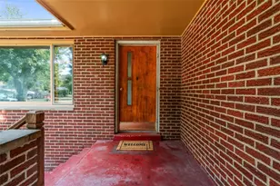 111 Hickory Dr, Chippewa Township, PA 15010 - Photo 2