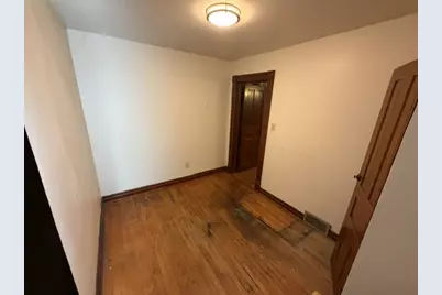 112 Union Ave, Oakdale, PA 15071 - Photo 4