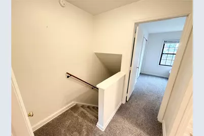 1066 Pennsbury Blvd, Pittsburgh, PA 15205 - Photo 10
