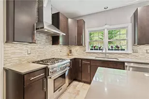 109 Radcliff Dr, Ross Twp, PA 15237 - Photo 6