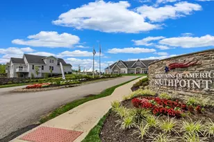 617 Presidents Dr, Cecil, PA 15317 - Photo 2