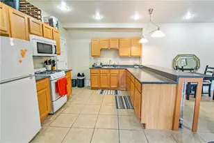 226 S Pacific Ave, Friendship Park, PA 15224 - Photo 10