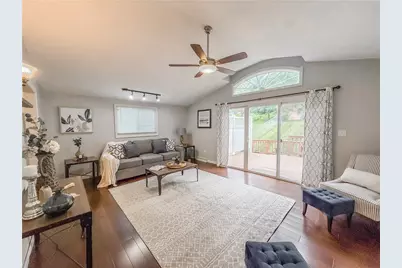 951 Logan Rd, Bethel Park, PA 15102 - Photo 18