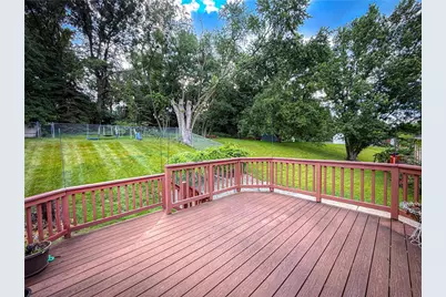951 Logan Rd, Bethel Park, PA 15102 - Photo 32