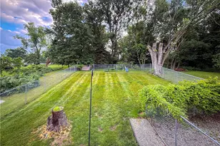 951 Logan Rd, Bethel Park, PA 15102 - Photo 34