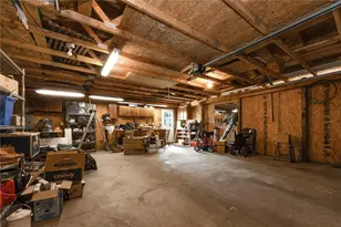 225 E Pine St, Grove City Boro, PA 16127 - Photo 38