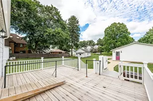 225 E Pine St, Grove City Boro, PA 16127 - Photo 8