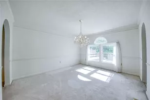 219 Waterford Dr, McKees Rocks, PA 15136 - Photo 10