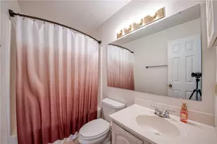 219 Waterford Dr, McKees Rocks, PA 15136 - Photo 24