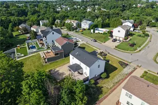 219 Waterford Dr, McKees Rocks, PA 15136 - Photo 40