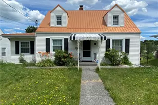 11 Washington Dr, Monessen, PA 15062 - Photo 2