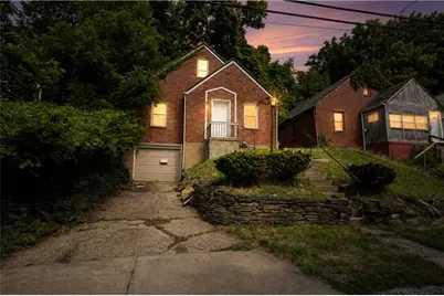 2137 Village Dr, Pittsburgh, PA 15221 - Photo 4