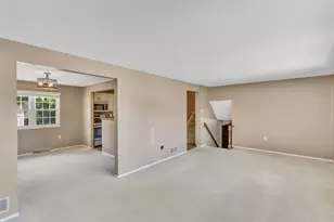 668 Edward Dr, Carnegie, PA 15106 - Photo 6