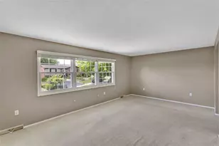 668 Edward Dr, Carnegie, PA 15106 - Photo 8