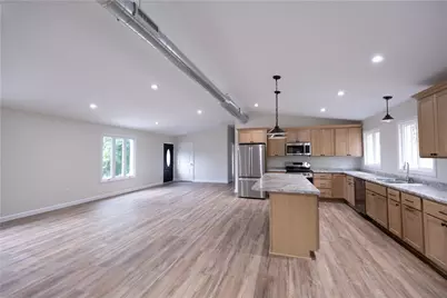 1165 Kings Ln, Coraopolis, PA 15108 - Photo 6
