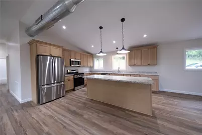 1165 Kings Ln, Coraopolis, PA 15108 - Photo 8