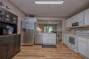 1001 Chelsea Dr, North Fayette, PA 15126 - Photo 8