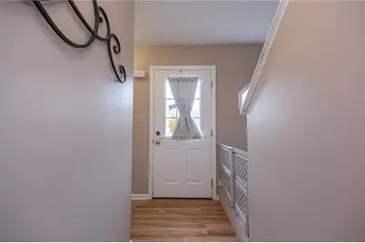 1001 Chelsea Dr, North Fayette, PA 15126 - Photo 2