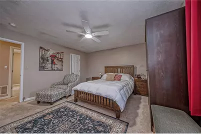 1001 Chelsea Dr, North Fayette, PA 15126 - Photo 14