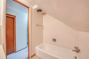 660 Valemont Dr, Verona, PA 15147 - Photo 24