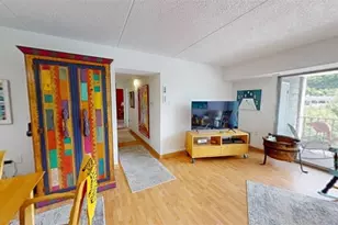 2120 Greentree Rd, Scott Township, PA 15220 - Photo 10