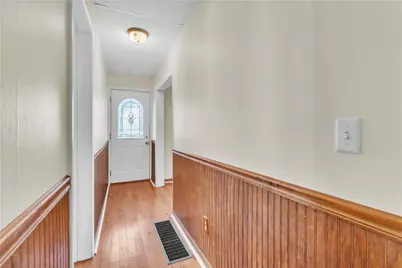 1309 3rd Ave, Beaver Falls, PA 15010 - Photo 4