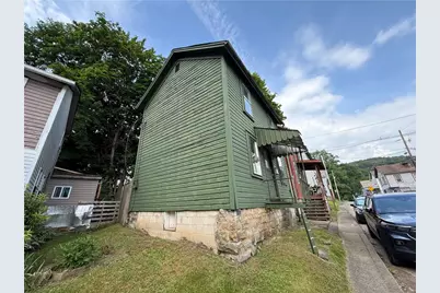 1343 New St, Washington, PA 16323 - Photo 2