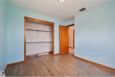 211 E South St, Carmichaels-Cumberland, PA 15320 - Photo 10