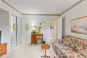 2120 Greentree, Scott Township, PA 15220 - Photo 20