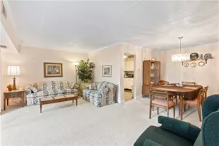 2120 Greentree, Scott Township, PA 15220 - Photo 2