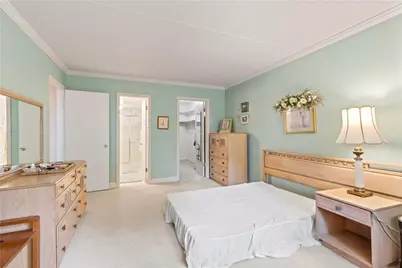 2120 Greentree #408E, Scott Township, PA 15220 - Photo 16