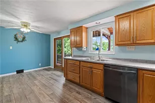 719 Baldwin Dr, Pittsburgh, PA 15227 - Photo 8