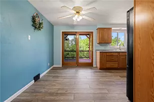 719 Baldwin Dr, Pittsburgh, PA 15227 - Photo 6