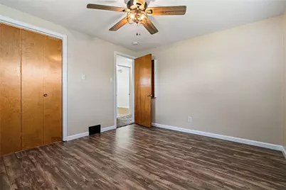 719 Baldwin Drive, Pittsburgh, PA 15227 - Photo 12