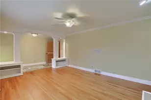 119 Beacon Rd, Penn Township, PA 16053 - Photo 8
