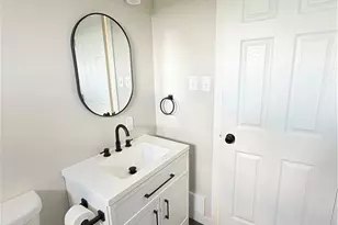 2151 The Cir, Canton Township, PA 15301 - Photo 12