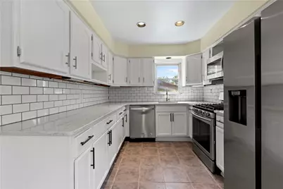 403 Louann Street, Pittsburgh, PA 15223 - Photo 6