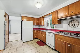 104 Longmount Dr, Ross Twp, PA 15214 - Photo 8