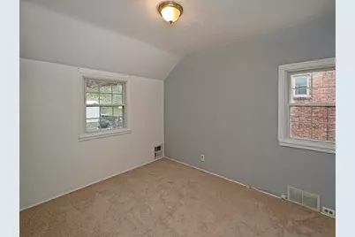 852 Middle, Baldwin Twp, PA 15234 - Photo 12