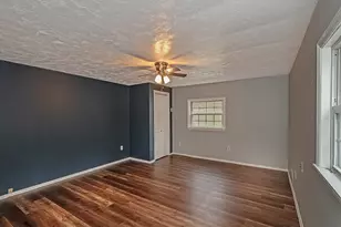 852 Middle, Baldwin Twp, PA 15234 - Photo 10