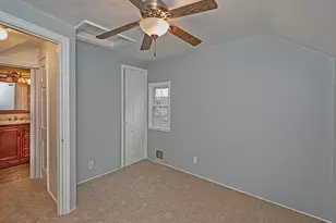 852 Middle, Baldwin Twp, PA 15234 - Photo 14