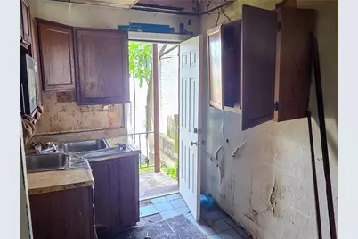 249 E 16th Ave, Homestead, PA 15120 - Photo 16