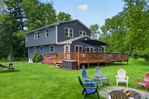 145 Robinson Pl, Perry Township, PA 16041 - Photo 1