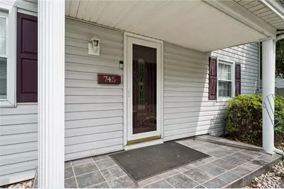 745 Sidney St, Greensburg, PA 15601 - Photo 2