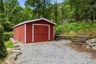 402 Glenrock Dr, Bethel Park, PA 15102 - Photo 34