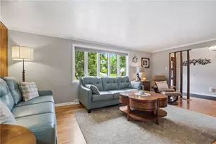402 Glenrock Dr, Bethel Park, PA 15102 - Photo 6