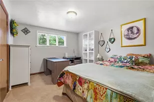 402 Glenrock Dr, Bethel Park, PA 15102 - Photo 26