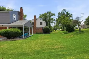 800 Hillaire Dr, Pittsburgh, PA 15243 - Photo 36
