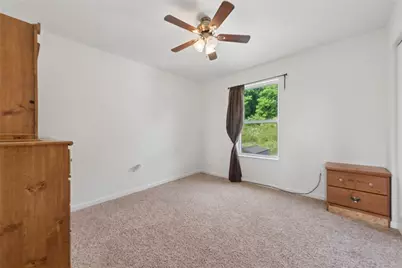 302 Summit Cir, Houston, PA 15342 - Photo 22